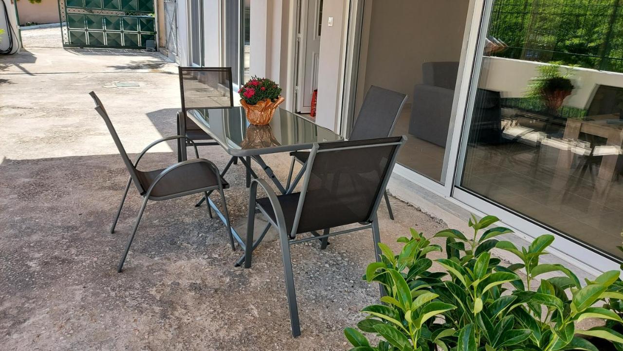 Filoxenia House Near Airport Apartment Vravrona Exterior photo
